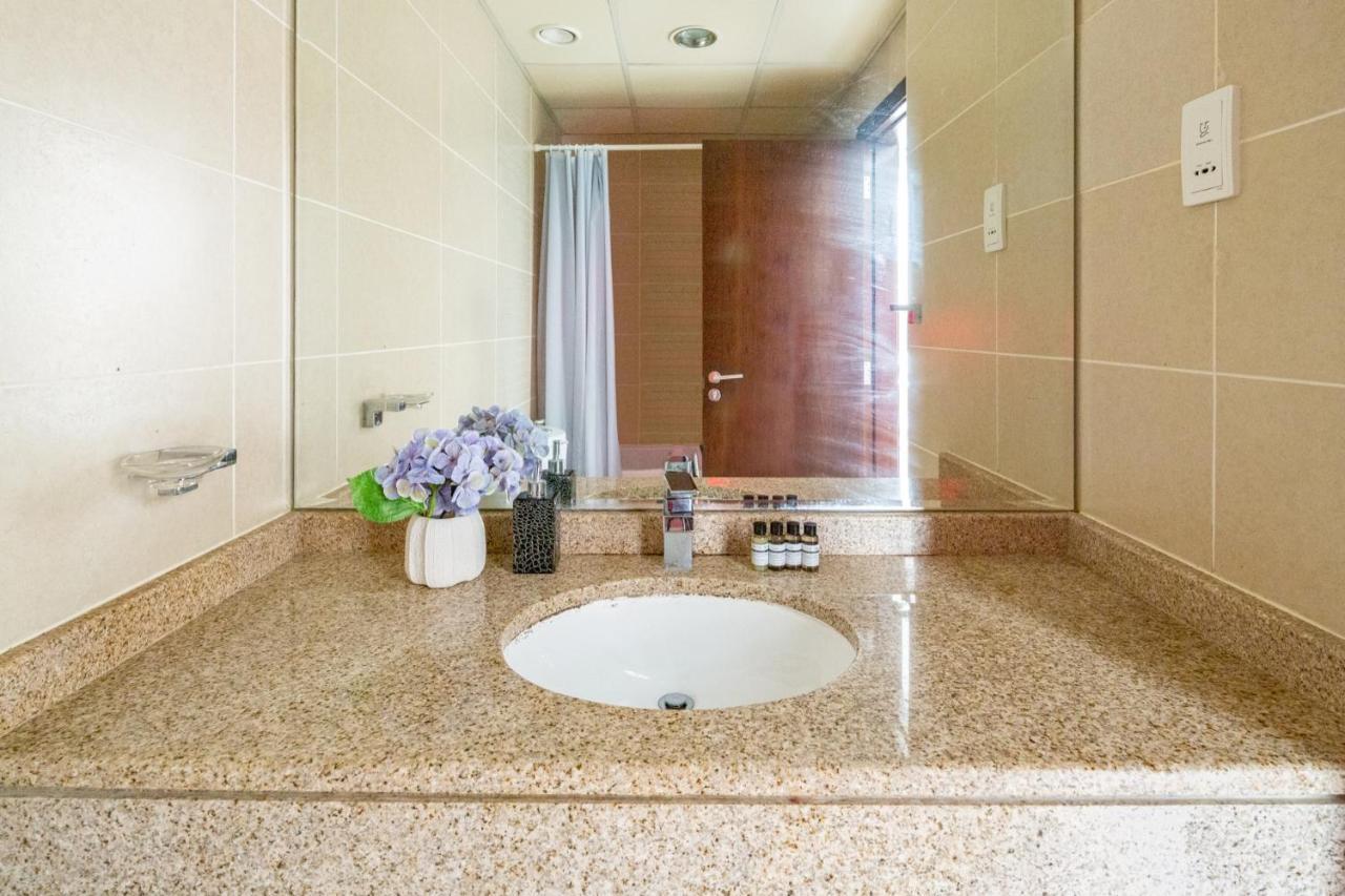 Frank Porter - Goldcrest Executive Daire Dubai Dış mekan fotoğraf
